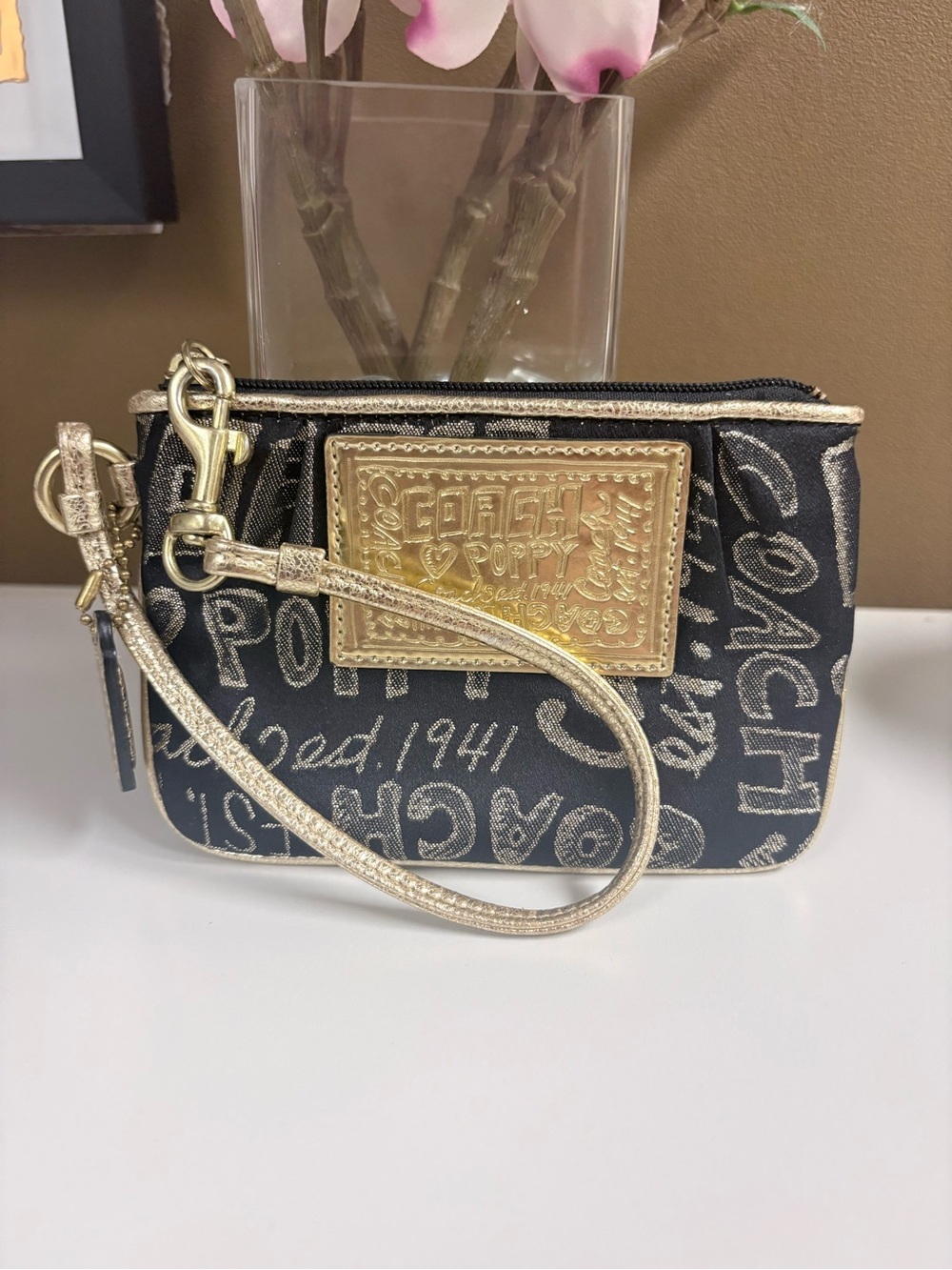 Coach Poppy Black and Gold Wristlet -  Vintage